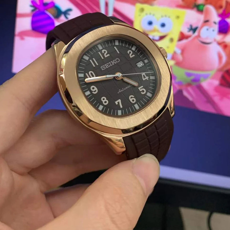 Aquanaut Rose Gold Rubber Brown Dial