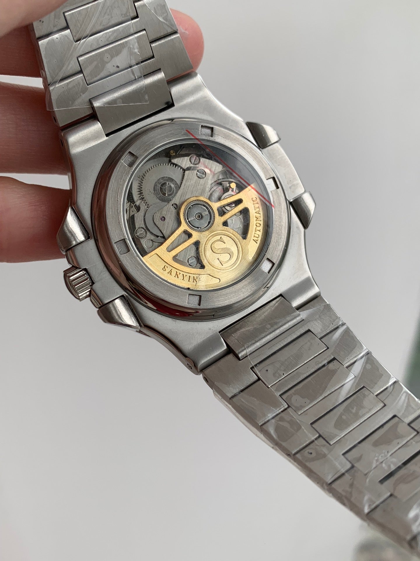 Nautilus Tiffany Crystal Mod