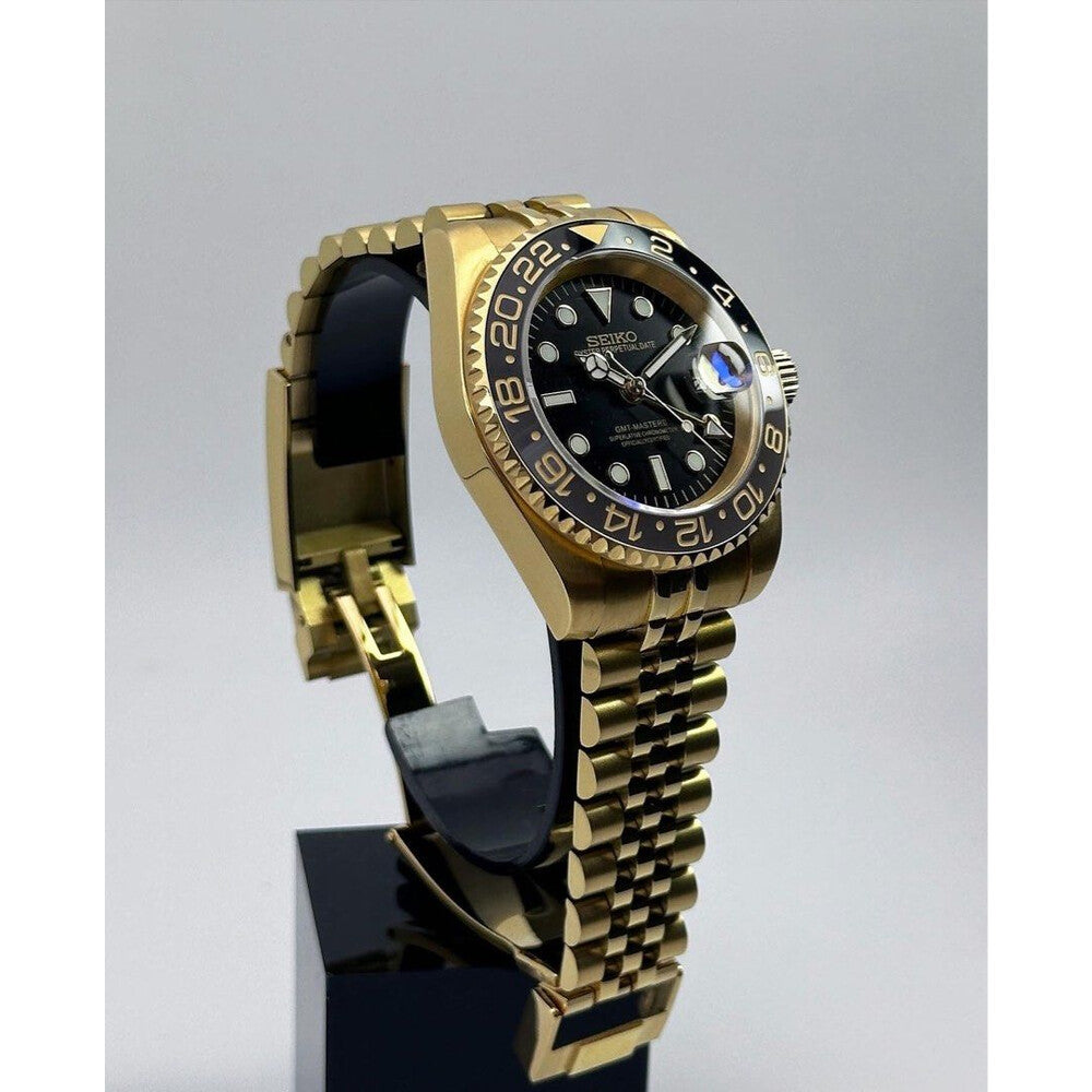 Gold Bruce Wayne Mod