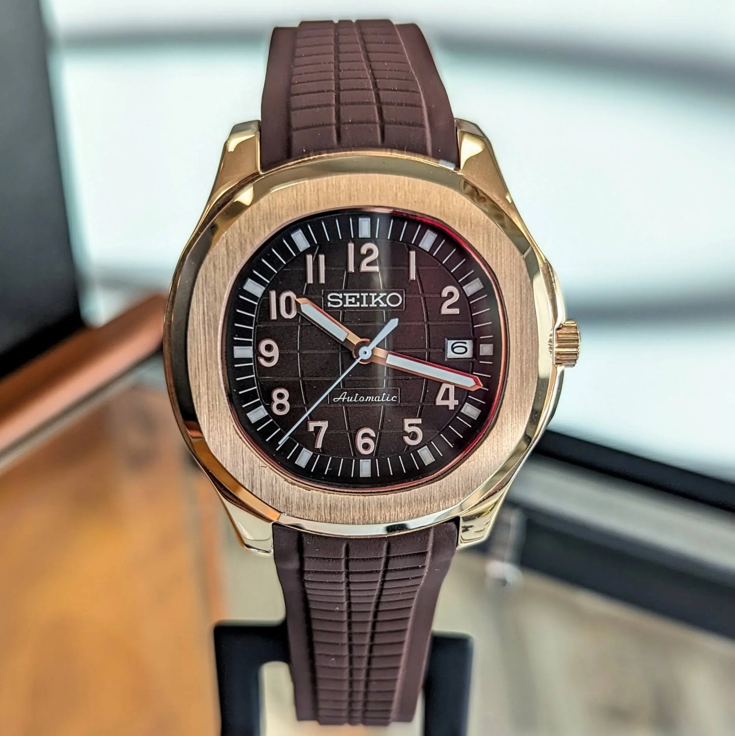 Aquanaut Rose Gold Rubber Brown Dial