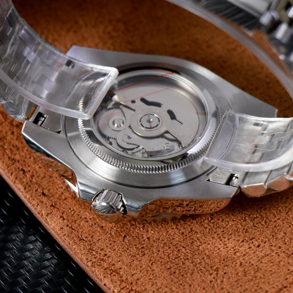 GMT Mod - Batman/Batgirl