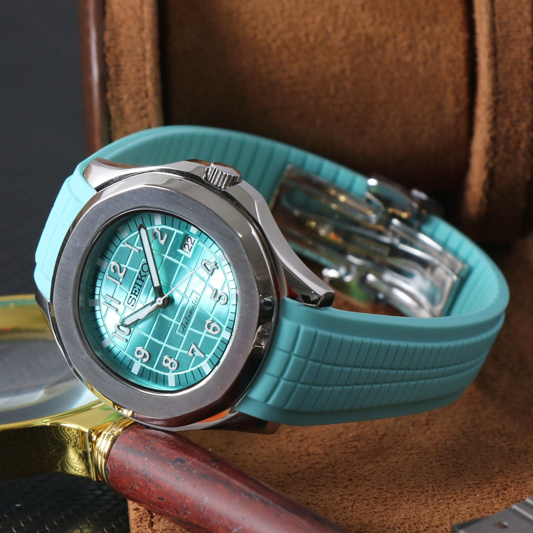 Aquanaut Tiffany Dial 2024